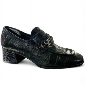 CHANEL Black Calfskin Croc Printed Leather Low Heel Chain Mocassin Size …